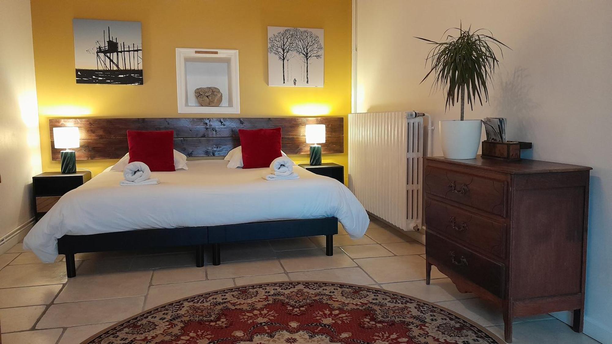 Domaine De Pelouaille - Chambre D'Hotes Saint-Jean-dʼAngély Екстериор снимка